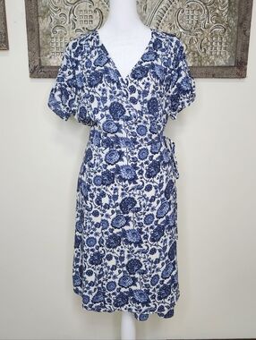 & Other Stories Blue & White Floral Wrap Mini Dress Sz 8 Casual Spring Vibes